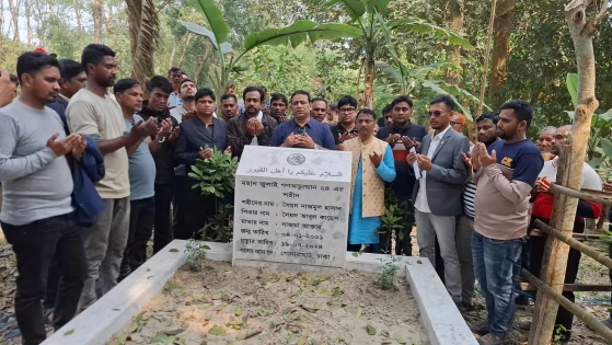 শহীদ নাজমুলের কবর জিয়ারতের মধ্য দিয়ে নির্বাচনী প্রচারণা শুরু খোকন তালুকদারের