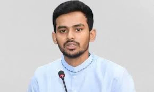 জাতীয়তাবাদের নামে ঋণ খেলাপি-বিদেশী নাগরিকদের লাল কার্ড দেখানো হবে : আসিফ মাহমুদ