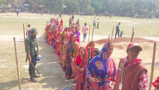 মাদারীপুরে শান্তিপূর্নভাবে ভোট গ্রহণ সম্পন্ন