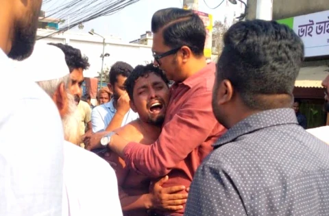 যশোরে সড়ক দুর্ঘটনায় মা নিহত, ছেলে আহত