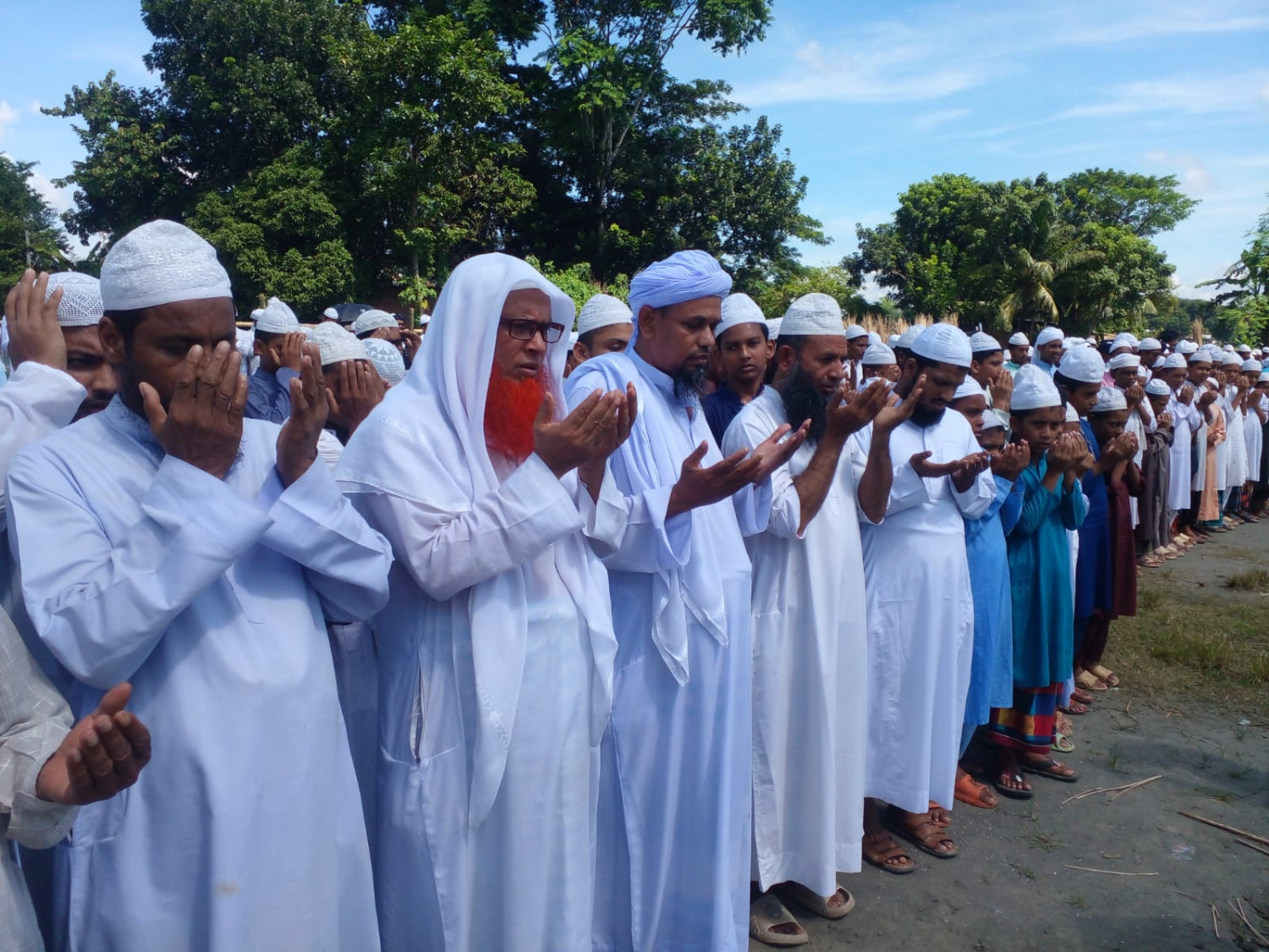 নগরকান্দায় নির্মিত হচ্ছে ঐতিহাসিক বাবরি মসজিদ, ২১ হাজার মুসুল্লি নামাজ আদায় করতে পারবেন