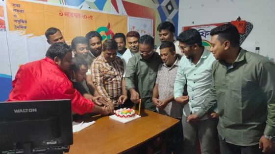 হাতীবান্ধায় "দৈনিক সকালের বাণী" পত্রিকার দ্বিতীয় প্রতিষ্ঠাবার্ষিকী উদযাপন