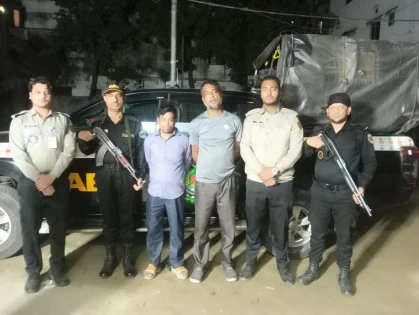 নোয়াখালীতে প্রাইভেটকারে ইয়াবা পাচার, গ্রেপ্তার ২