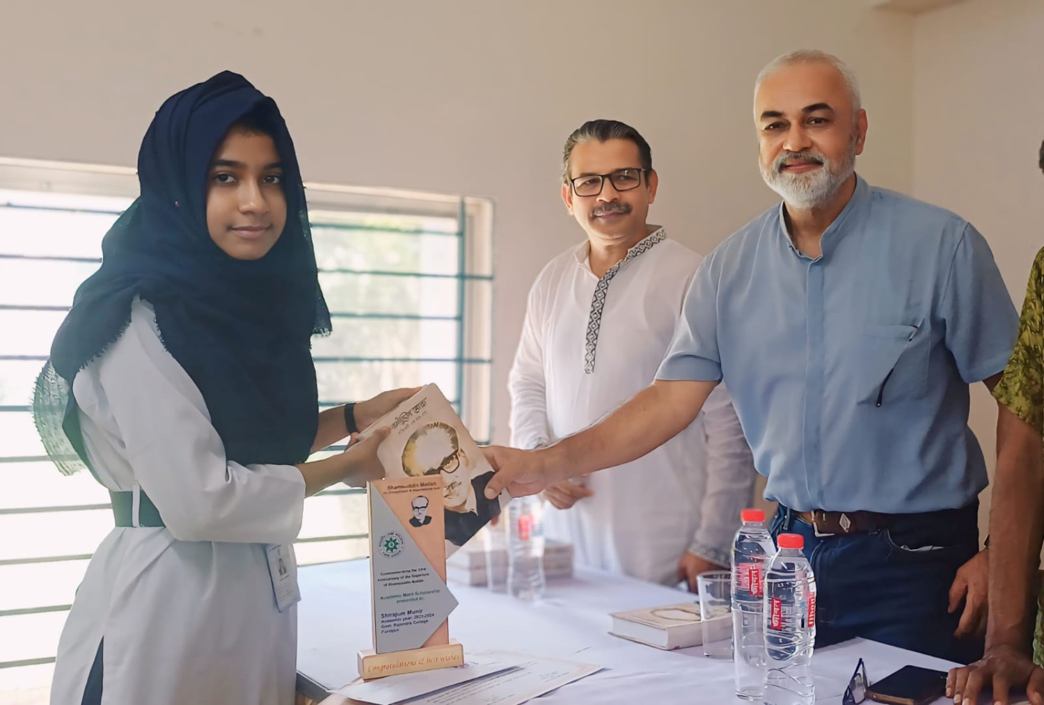 শামসুদ্দিন মোল্লা স্কলারশিপ পেল সরকারি রাজেন্দ্র কলেজে ৫ কৃতী শিক্ষার্থী