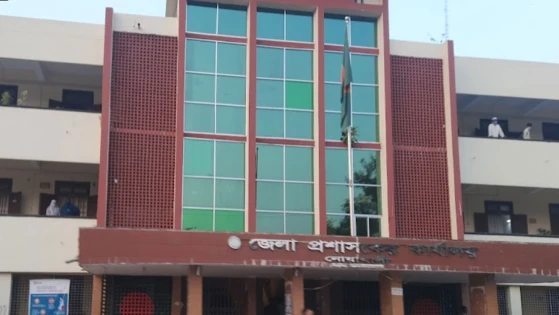 নোয়াখালীতে ৫ প্রার্থীর মনোনয়নপত্র প্রত‍্যাহার