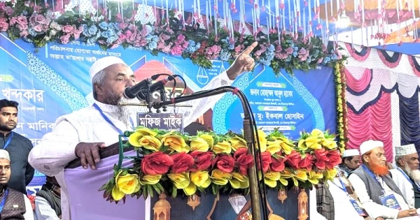 ভারত বাংলাদেশ থেকে লাথি খেয়ে চলে গেছে, বাকা চোখে তাকালে চোখ তুলে ফেলব: ইসহাক খন্দকার