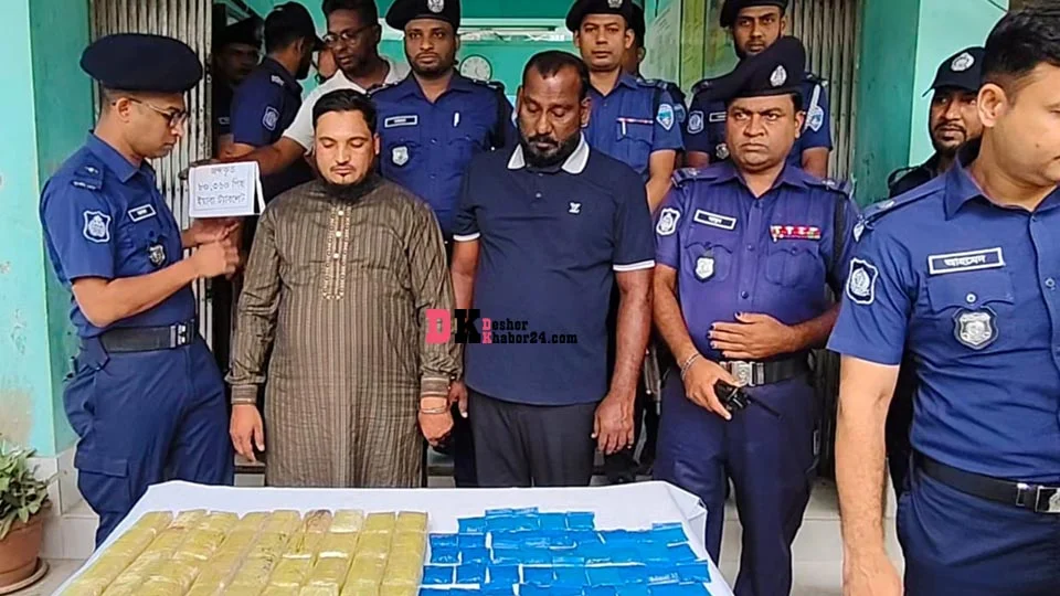 চৌমুহনীতে জিপে লুকিয়ে ৮০ হাজার ইয়াবা পাচার