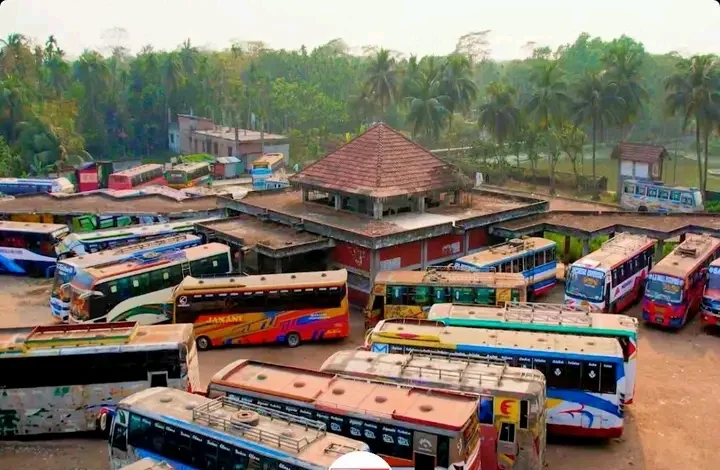 ৩৮ বছরেও সংস্কার হয়নি ভোলার প্রধান বাস টার্মিনাল