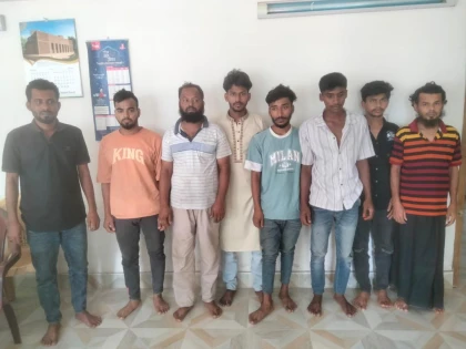 মাদারীপুরে দুটি বিদ্যালয়ে বিক্রেতা বিহীন সততা স্টোর উদ্বোধন