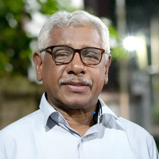 সাহিত্য পদক পেলেন ফরিদপুরের মফিজ ইমাম মিলন