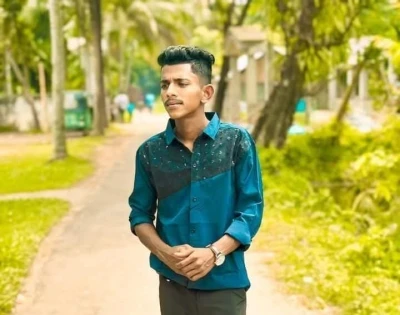 চাটখিলে ট্রাক চাপায় মোটরসাইকেল আরোহী কিশোরের মৃত্যু