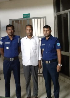 ২০ বছরের সাজাপ্রাপ্ত আসামির কান্ড, অতঃপর....