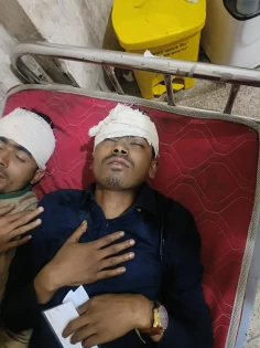 হাতিয়াতে হামলায় সাংবাদিকসহ আহত ৩০