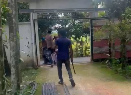 নোয়াখালীতে প্রবাসী পরিবারের ওপর হামলা-হয়রানির অভিযোগ