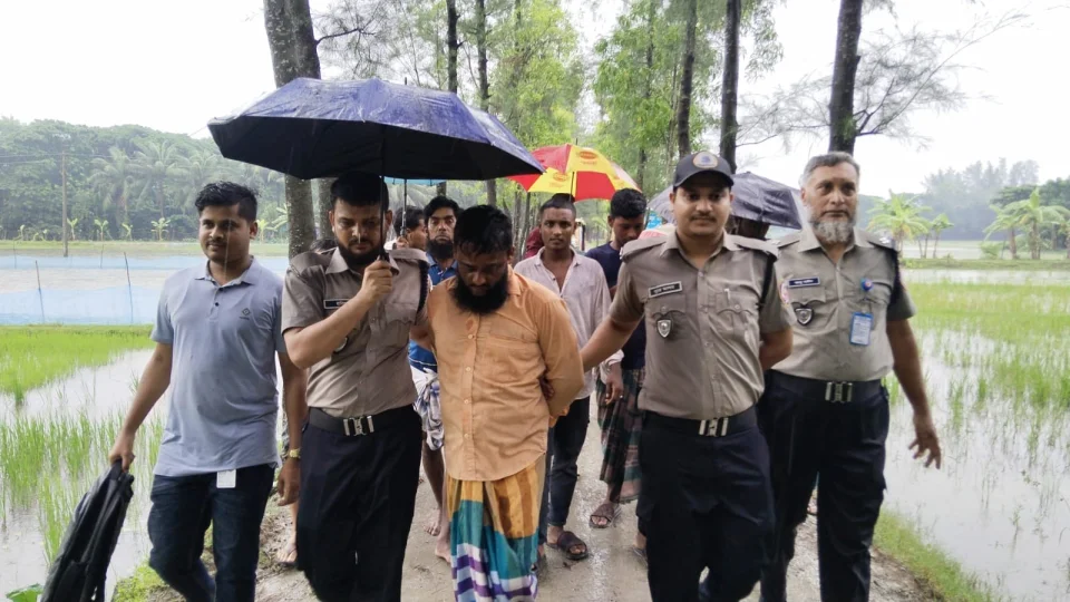 জামিনে বের হয়েই ফের ইয়াবা ব্যবসা