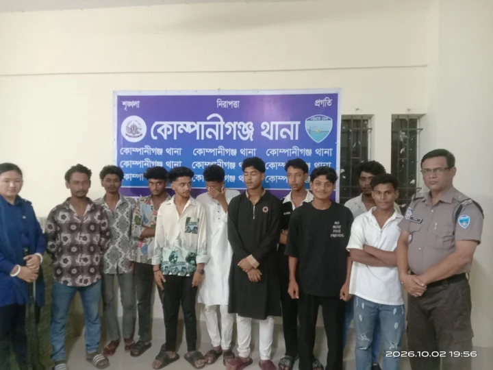 নোয়াখালীতে অভিযানে আটক ১৭০ কিশোর গ্যাং