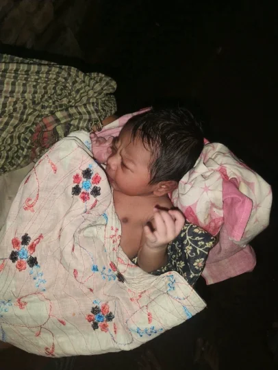 ড্রেনের পাশ থেকে নবজাতক উদ্ধার, অতঃপর