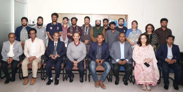 বৈষম্য বিরোধী ছাত্র আন্দোলনে আহত ঢাবি শিক্ষার্থীদের আর্থিক সহায়তা প্রদান