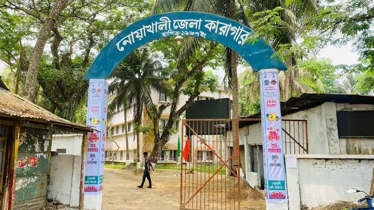 জামিনে মুক্তি পাওয়াদের বরণ করতে গিয়ে আ.লীগের ৪ নেতাকর্মী আটক