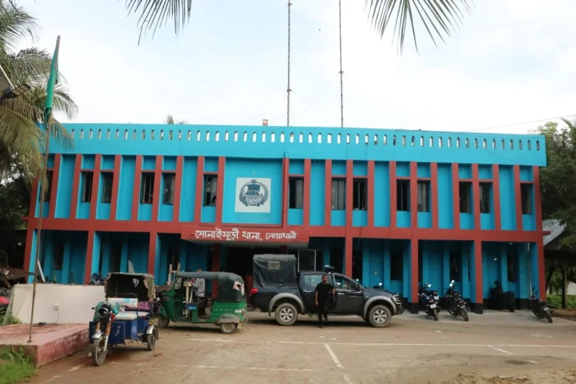 সোনাইমুড়ীতে ঘরে ঢুকে ঘুমন্ত ব্যক্তিকে জবাইয়ের চেষ্টা